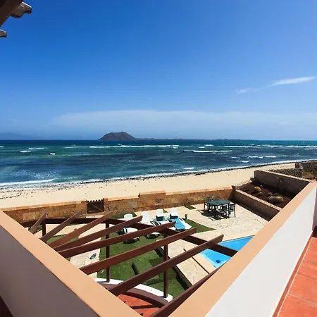 Villa El Castillito, Beachfront